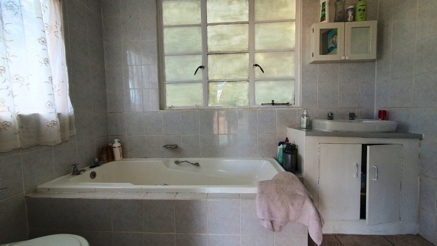 2 Bedroom Property for Sale in Albertinia Western Cape